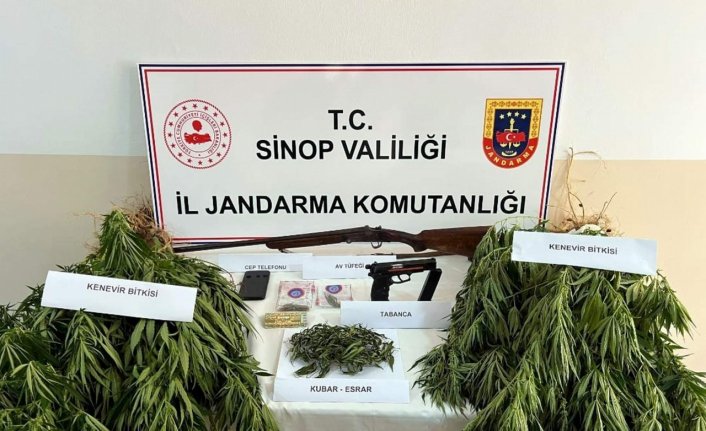 Sinop'ta jandarma ekipleri uygulamalarda 18 kişiyi yakaladı