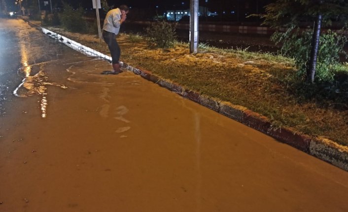 Tokat'ın Yeşilyurt ilçesinde sağanak etkili oldu