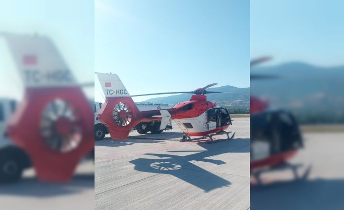 Ambulans helikopter yenidoğan  bebek için havalandı