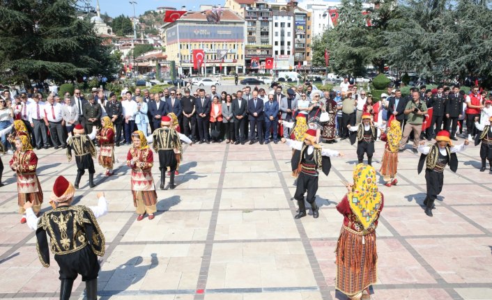 Atatürk'ün Kastamonu'ya gelişi ve Şapka İnkılabı'nın 99. yıl dönümü kutlanıyor