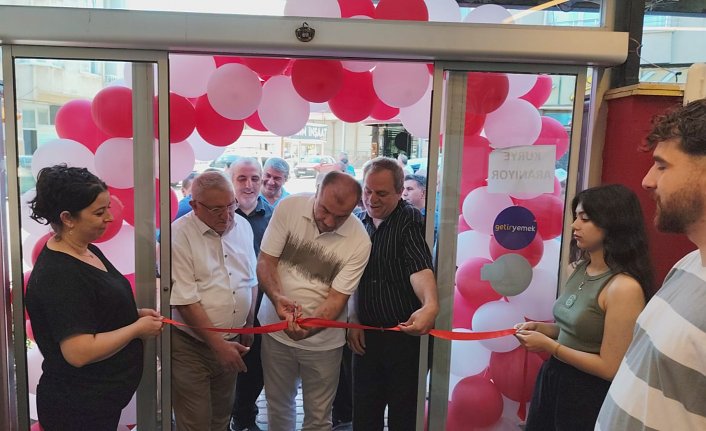 Bafra’da Baba Döner Açılışına Yoğun İlgi