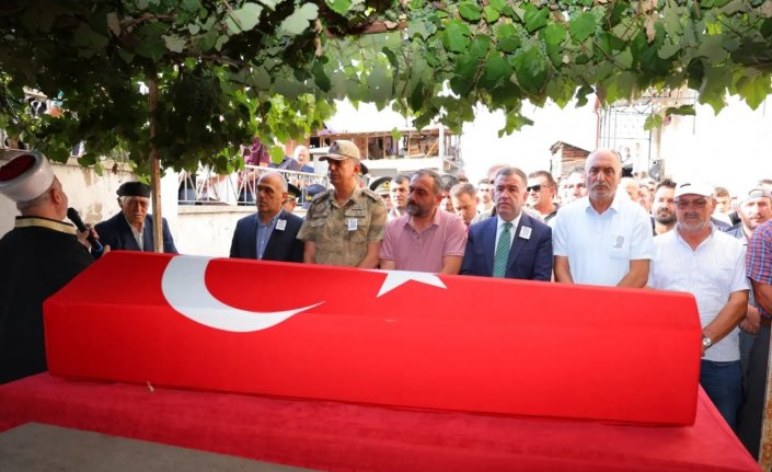 Bayburt'ta vefat eden Kıbrıs gazisi son yolculuğuna uğurlandı