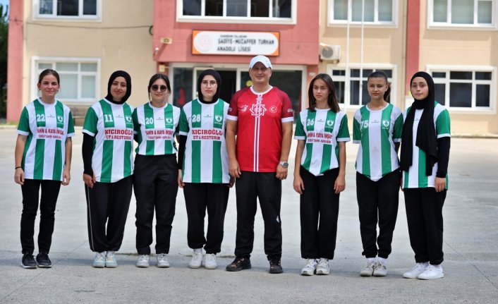 Bocce Çim Topu Milli Takımı'nın 12 kişilik kadrosunun 8'i Samsun'daki liseden çıktı