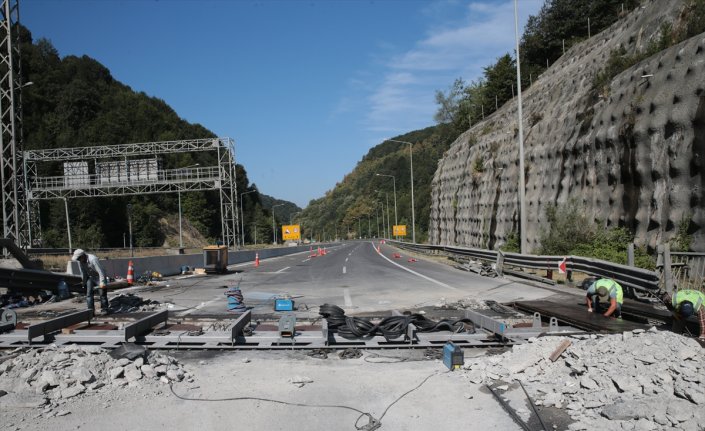 Bolu Dağı Tüneli'nde heyelan riskini ortadan kaldıracak çalışmalar sürüyor