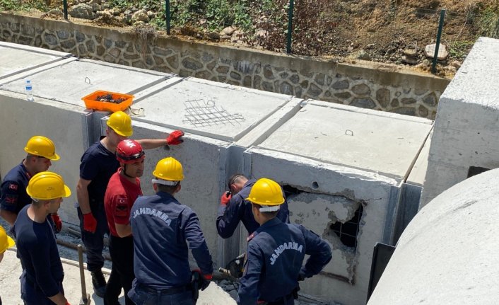 Giresun'da jandarma personeline depremde arama kurtarma eğitimi verildi