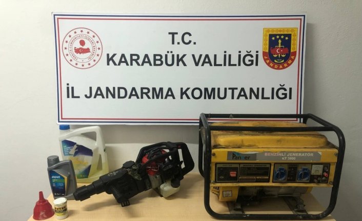 Karabük'te kaçak kazı yapan 7 kişi suçüstü yakalandı