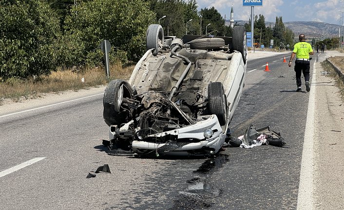 Kastamonu'da devrilen otomobildeki 1'i çocuk 4 kişi yaralandı