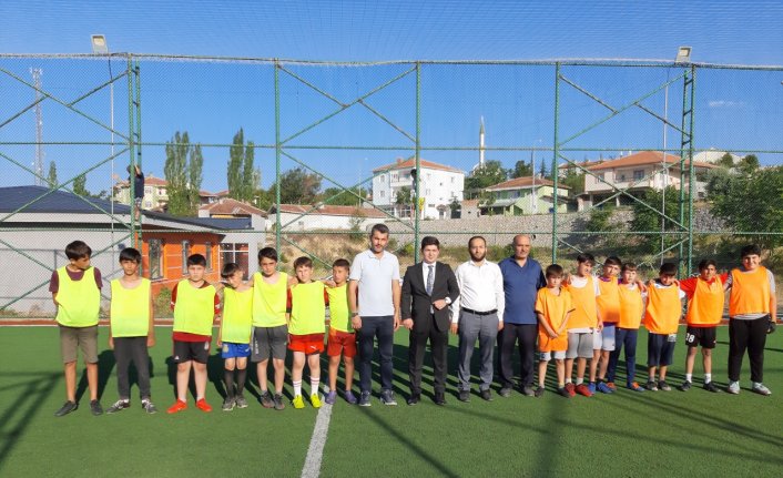 Ortaköy'de yaz Kur'an kursları arasında futbol turnuvası düzenlendi