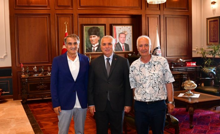 Şenol Güneş'ten Trabzon Valisi Yıldırım'a ziyaret