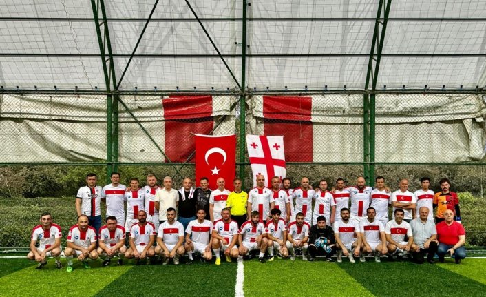 Türkiye-Gürcistan Gümrük Dostluğu Halı Saha Futbol Müsabakaları tamamlandı