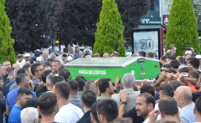 Yaşamını yitiren tarihi Kırkpınar Yağlı Güreşleri hakemi Şahin son yolculuğuna uğurlandı