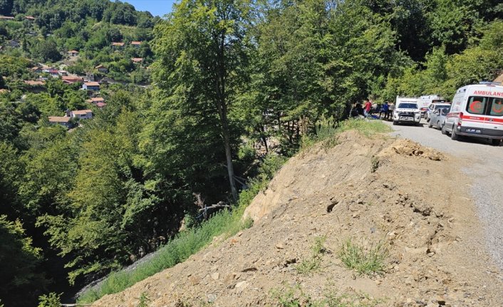 Zonguldak'ta ruhsatsız maden ocağındaki göçükte mahsur kalan kişi öldü