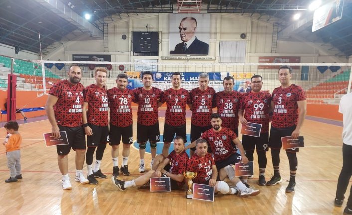 Bayat Kaymakamlığı Voleybol Takımı 2. kez şampiyon oldu