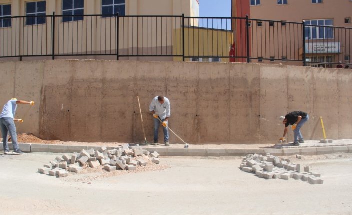 Bayburt Belediyesi temizlik ve onarım çalışmalarını sürdürüyor