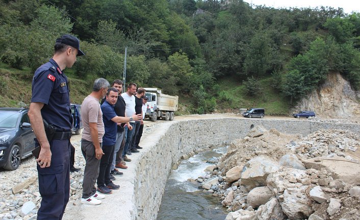 Espiye Kaymakamı Kavanoz, grup yolunda incelemelerde bulundu