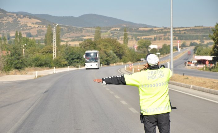 Gümüşhacıköy'de yolcu otobüsleri denetlendi