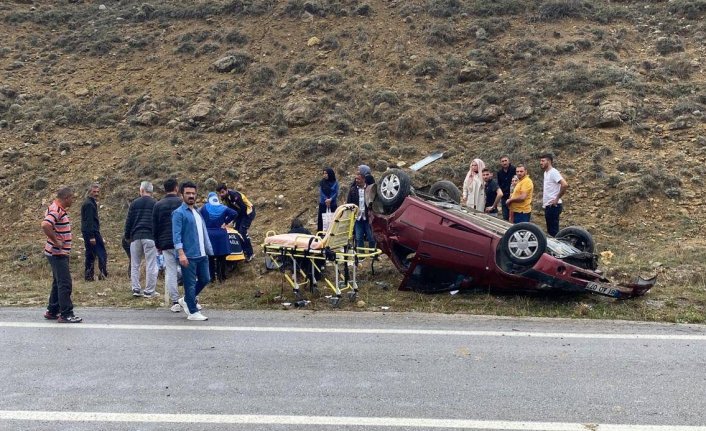 Gümüşhane'de takla atan otomobildeki 6 kişi yaralandı