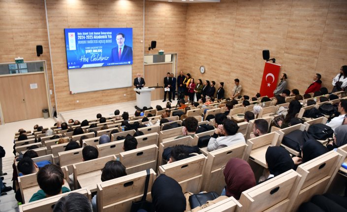 Kamu Başdenetçisi Malkoç, Bolu'da hukuk fakültesinin açılış dersini verdi