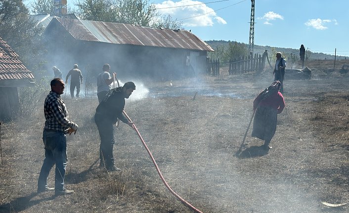 Karabük'te çıkan anız yangını söndürüldü