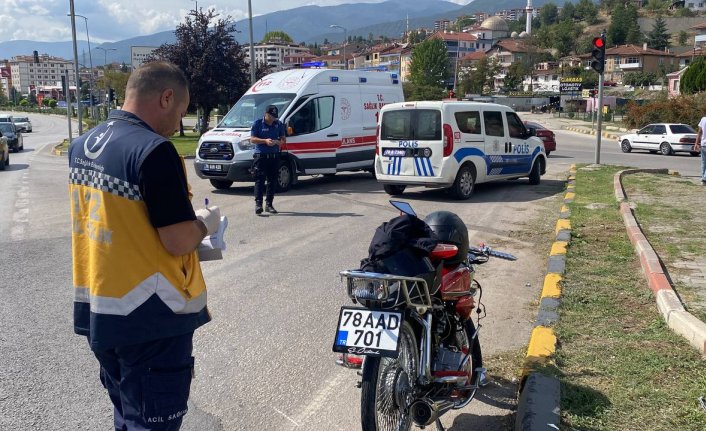 Karabük'teki trafik kazalarında 2 kişi yaralandı