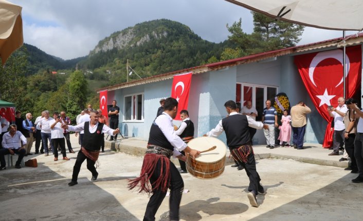 Kastamonu'da eski okul binası onarılıp köy konağı ve misafirhane yapıldı