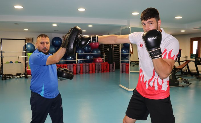 Milli sporcu Osman Furkan, muaythaide üçüncü Avrupa şampiyonluğunu hedefliyor