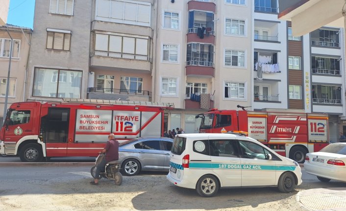 Bafra'da evde çıkan yangın hasara yol açtı