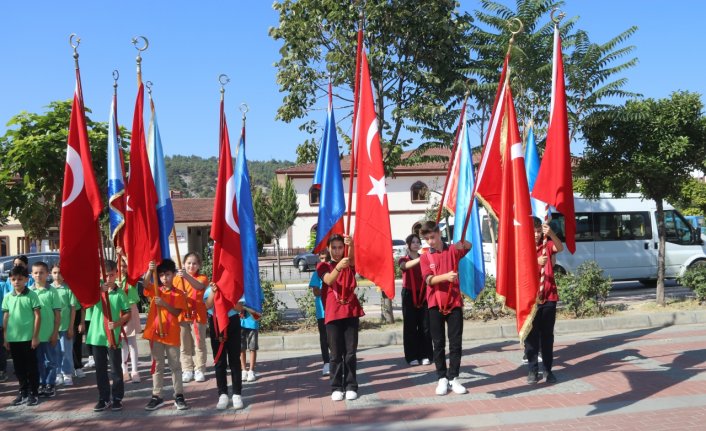 Taşova’da İlköğretim Haftası kutlandı