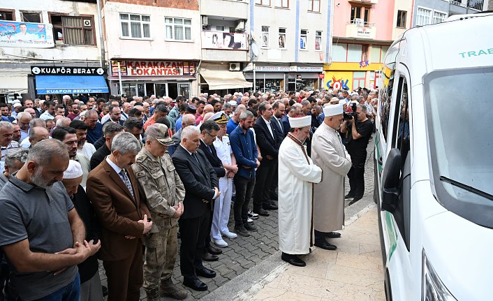 Trabzon'daki taşkında ölen kişinin cenazesi defnedildi