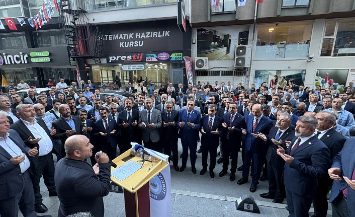 Türkiye Kamu-Sen Çorum İl Temsilciliğinin yeni hizmet binası açıldı