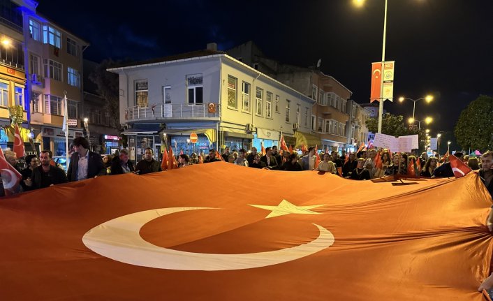 Gerze'de Cumhuriyet'in 101. yıl dönümü için yürüyüş düzenlendi