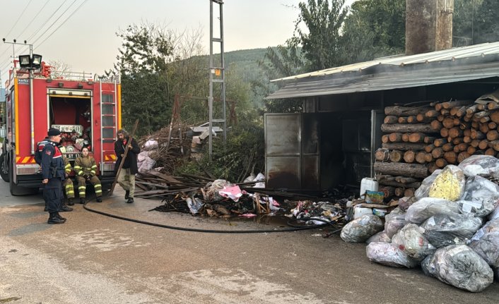 Karabük'te restoranda çıkan yangın söndürüldü