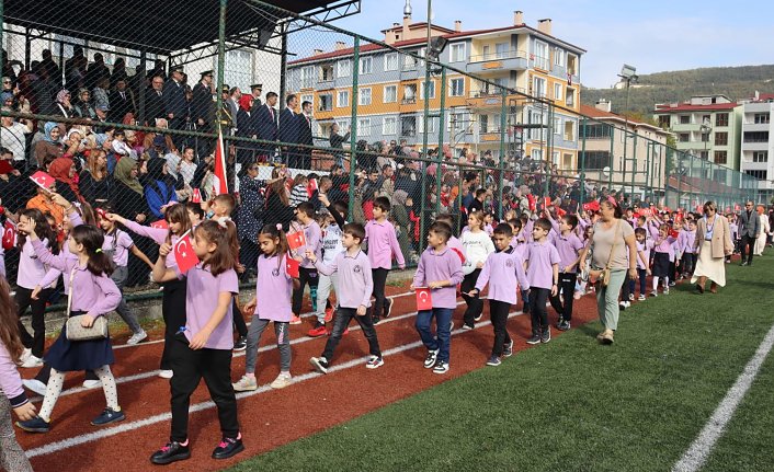 Kastamonu'nun ilçelerinde 29 Ekim Cumhuriyet Bayramı törenle kutlandı