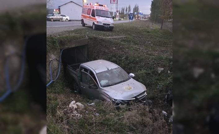 Kastamonu'da orman aracı ile otomobil çarpıştı, 6 kişi yaralandı