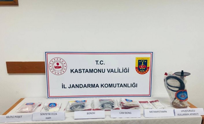 Kastamonu'da uyuşturucu operasyonunda 3 zanlı tutuklandı