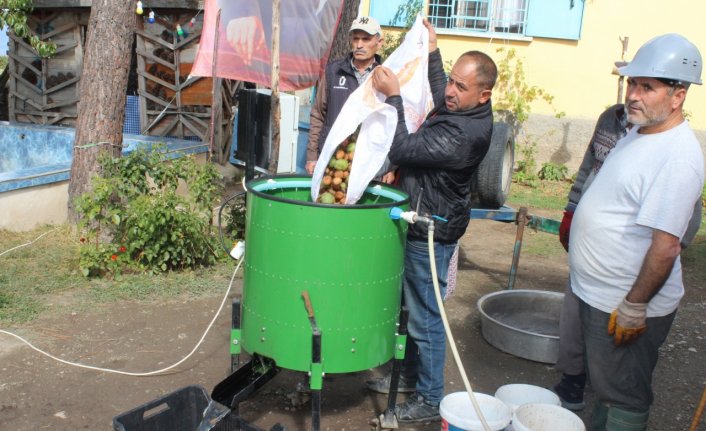 Pazar'da Tepeçaylı Köyü Ceviz Bahçesi Projesi çalışmaları devam ediyor