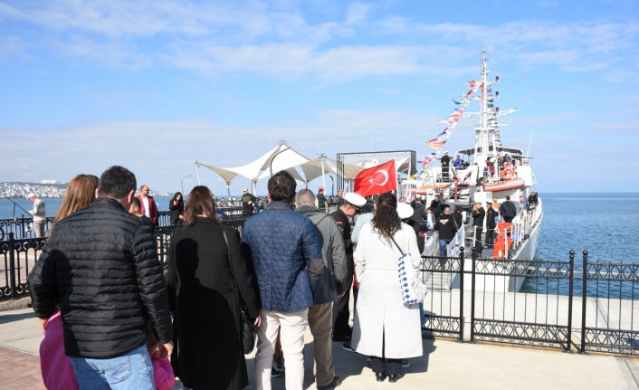 Samsun'da TCSG-87 gemisi ziyarete açıldı