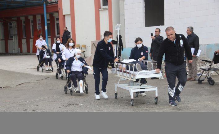 Taşova Devlet Hastanesi'nde yangın tatbikatı yapıldı