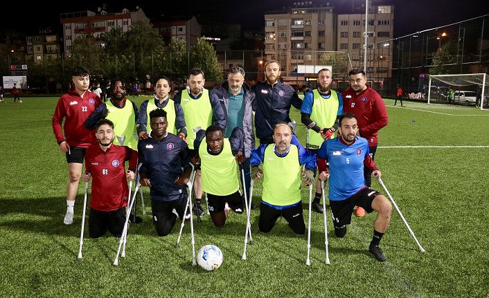 Angolalı ampute sporcu Felix Trabzon'da futbol oynamaktan mutlu