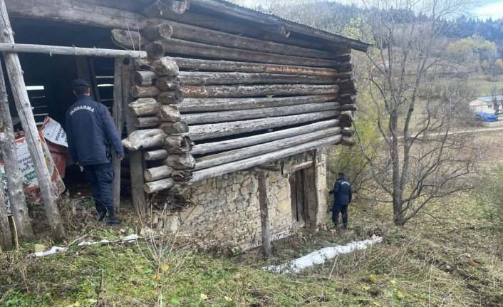 Artvin'de kaybolan inşaat işçisini arama çalışması sürüyor