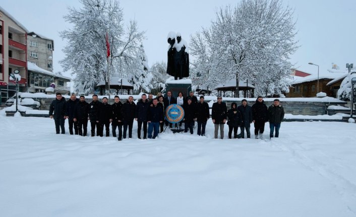 Asarcık'ta 24 Kasım Öretmenler Günü dolayısıyla tören düzenlendi