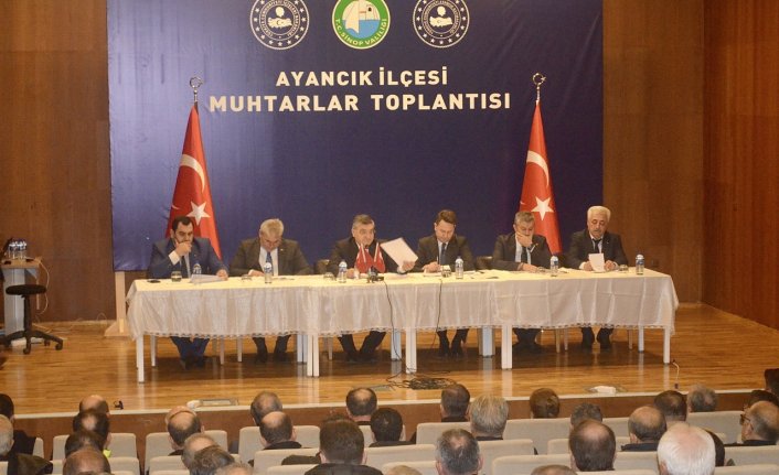 Ayancık’ta Muhtarlar Toplantısı yapıldı