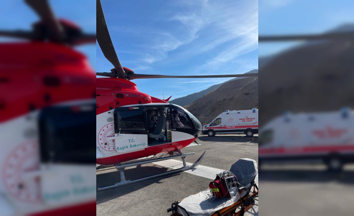 Gümüşhane'de ambulans helikopter 70 yaşındaki hasta için havalandı