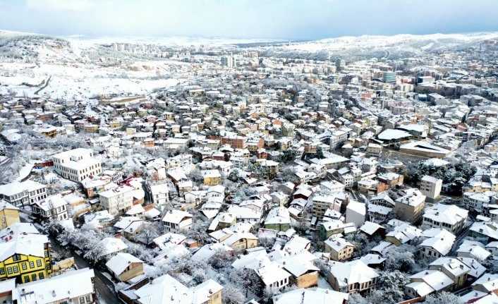 Kastamonu'da kar yağışı etkili oluyor