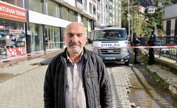 Rize'deki heyelandan etkilenen bina sakinleri yaşadıklarını anlattı