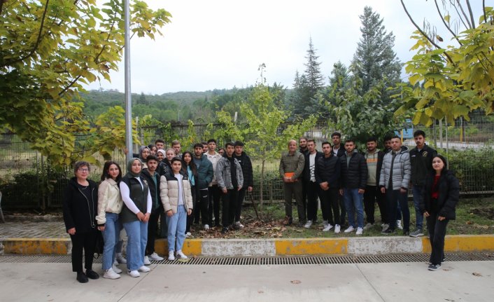 TOGÜ Niksar Meslek Yüksekokulunda ilçede bulunmayan ağaç türleri yetiştiriliyor