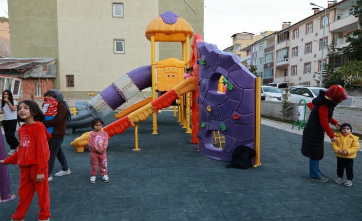 Tokat Belediyesi Soğukpınar Mahallesi'ne park yaptı