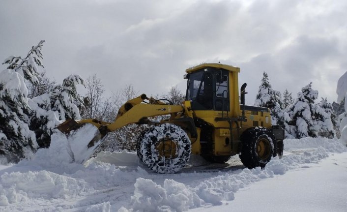 Tokat'ta kapanan 100 köy yolu ulaşıma açıldı