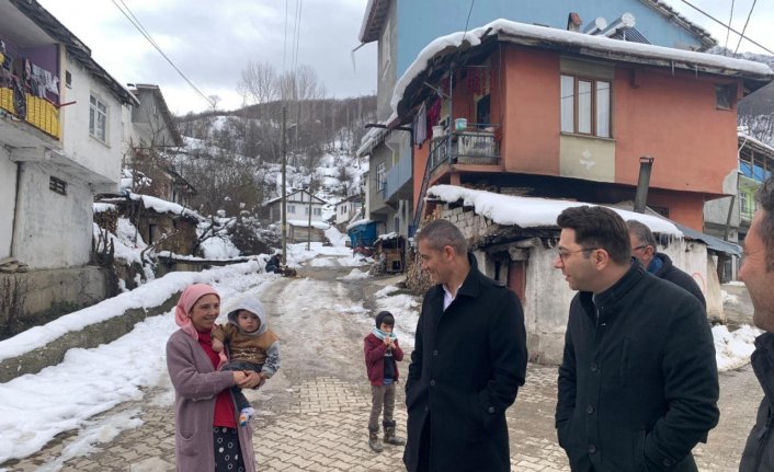 Almus Kaymakamı Çömen'den köy ziyareti