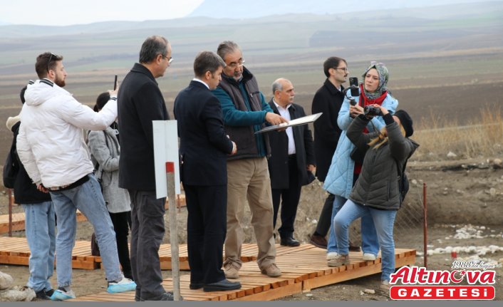 Amasya Valisi Bakan, Oluz Höyük kazı alanında incelemelerde bulundu